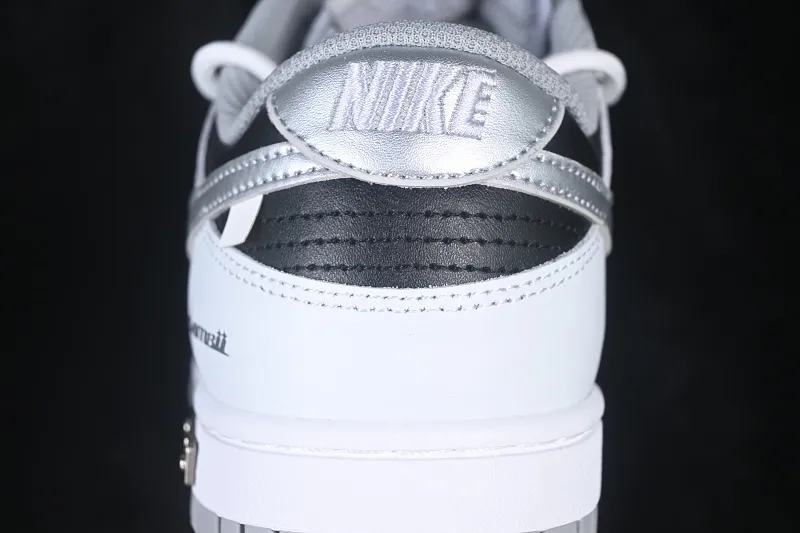 All categories Nk SB Dunk Series Nk SB Dunk Low High-end customized low-top sneakers Nike SB Dunk Low straps low-top casual sneakers HF5441-105